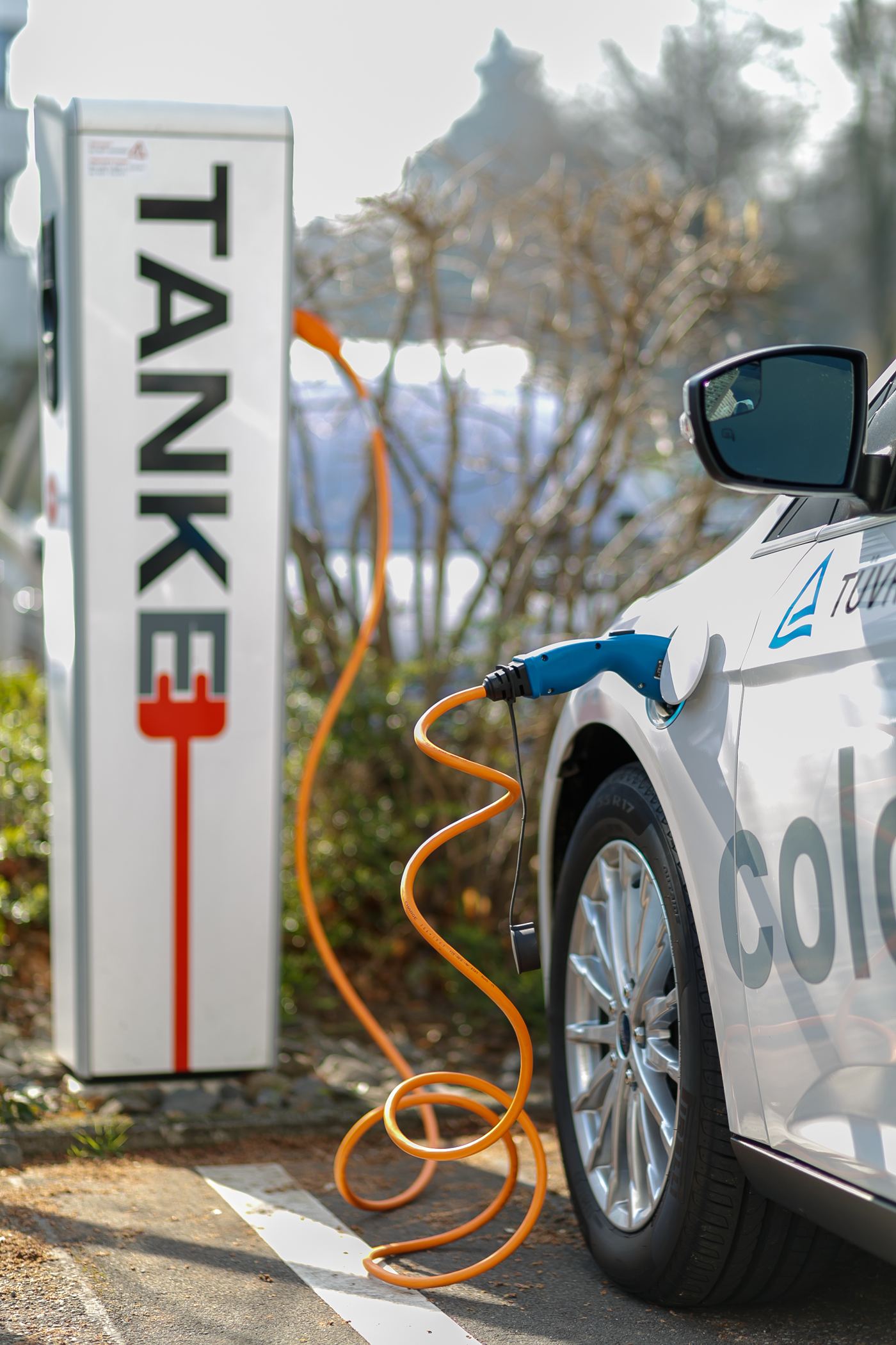 Solid-State Batteries Promise Longer EV Range by 2027